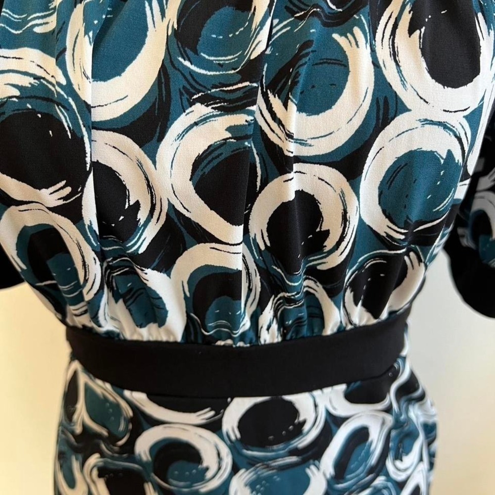 East 5th Teal Black White Geometric Swirl Empire Waist Tunic Top Large - Picture 2 of 4